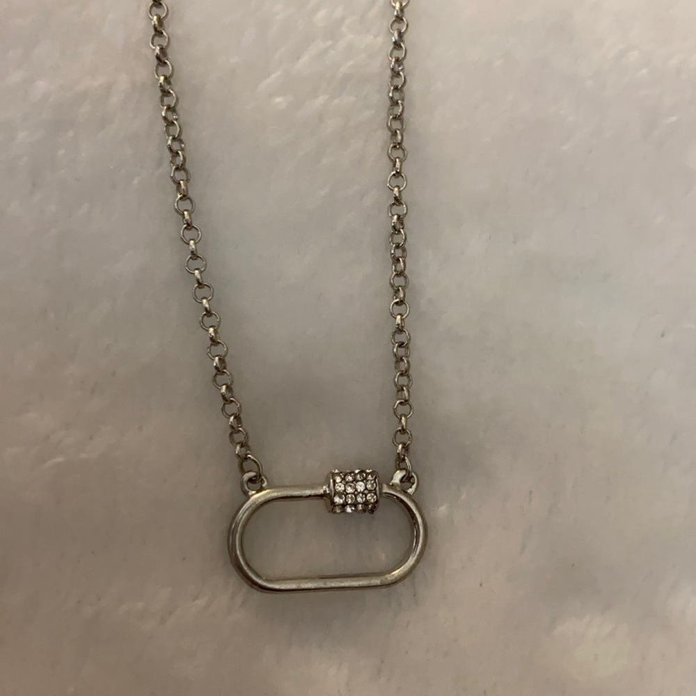 Stylish necklace.  Silver SPOT ON!
